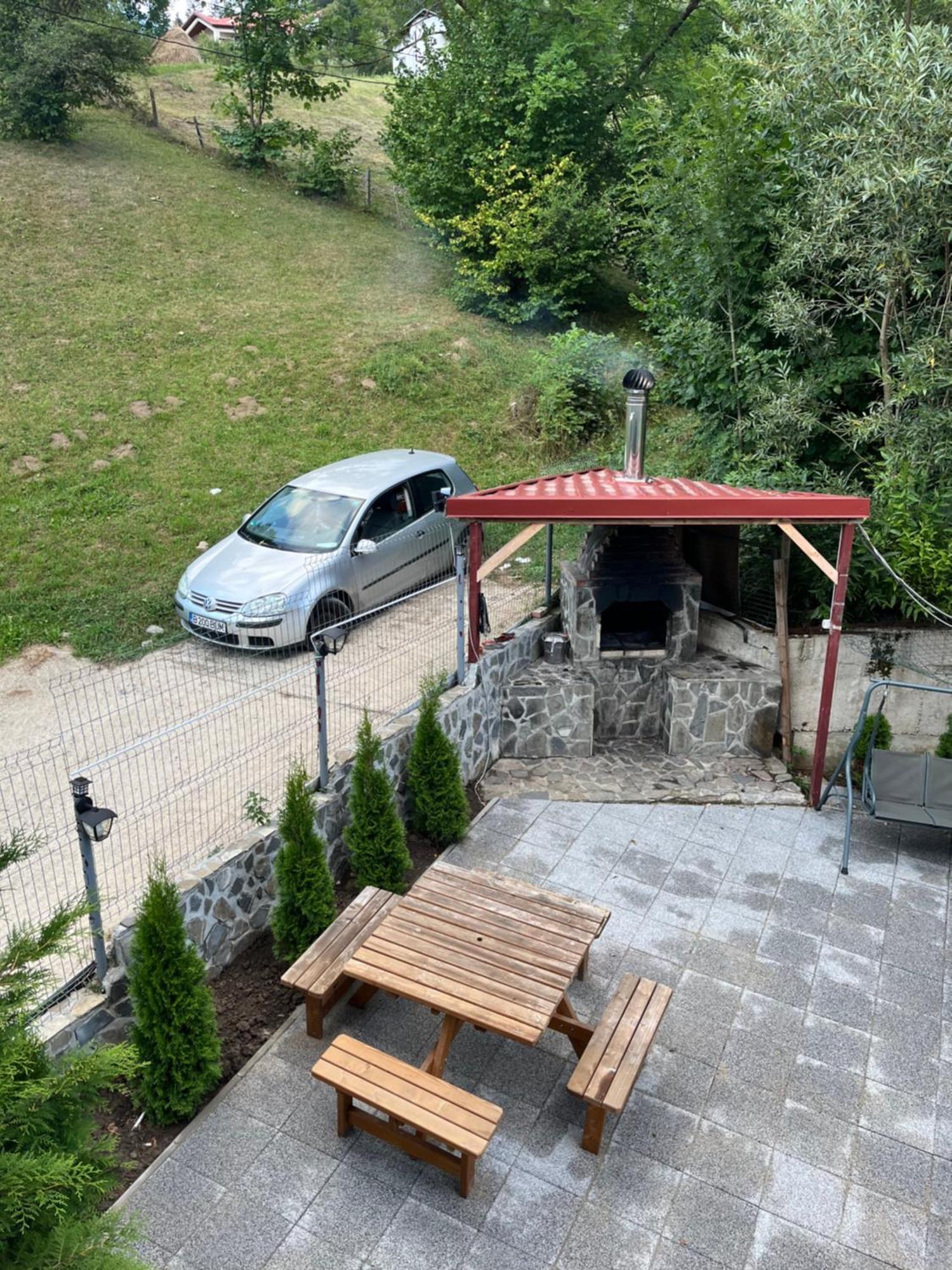 Vila Cri Cri Buşteni Zewnętrze zdjęcie